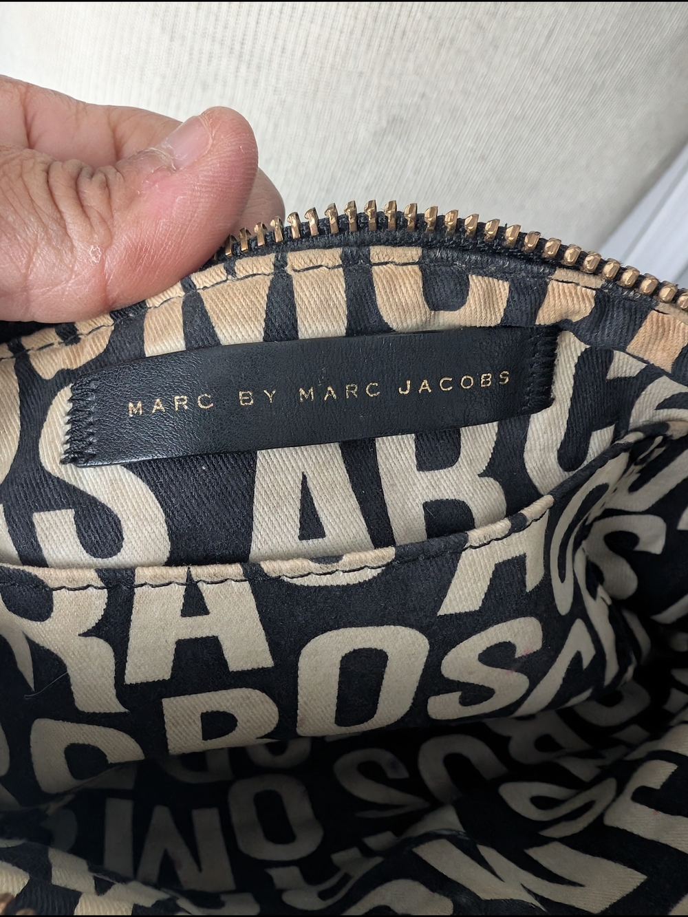 Marc Jacobs Black Leather Crossbody with Gold Hardware - Picture 3 of 3
